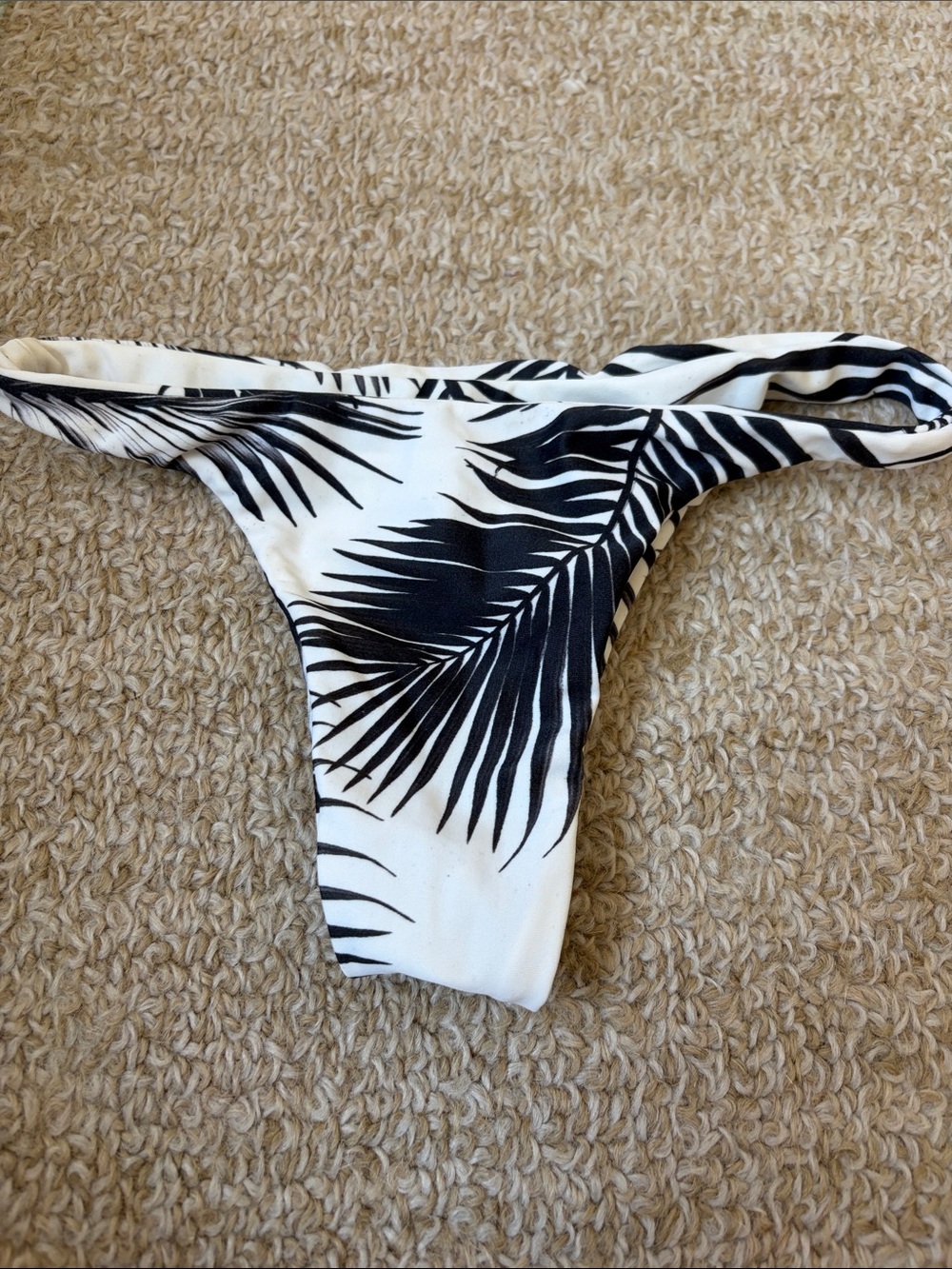 Mikoh bikini bottom, size medium